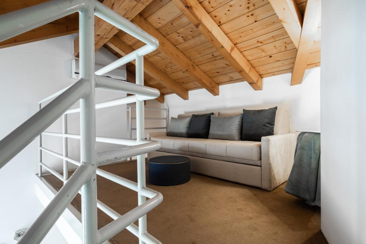 A Casa Nuccia Mansarda By Holiday Solutions Como Exterior foto